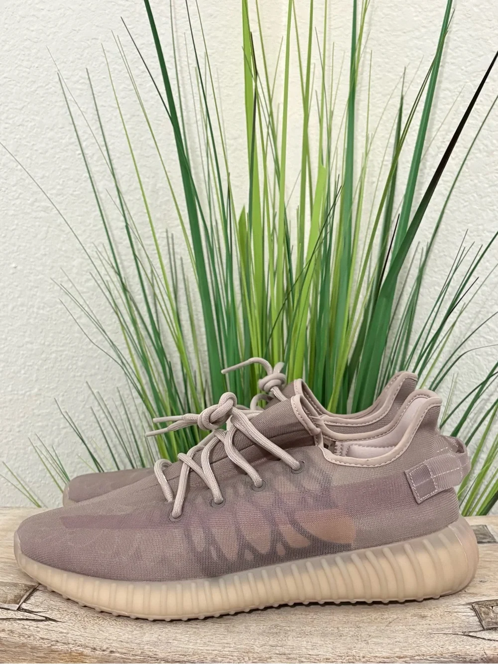 Adidas Yeezy Boost 350 V2 Mono Mist Sneakers